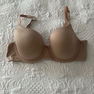 Body by Victoria Secret Demi lines bra 36C